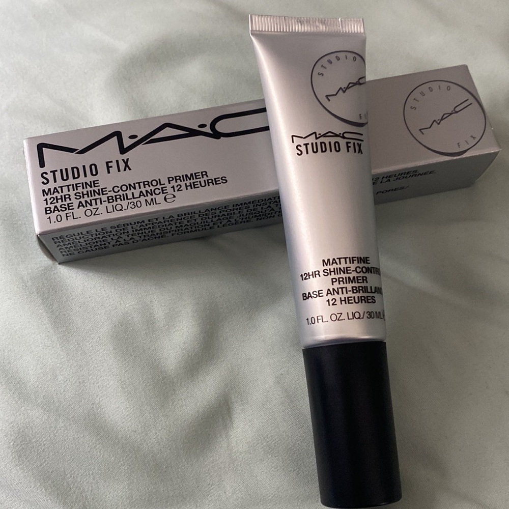 NWT MAC Studio Fix Mattifine  12hr Primer